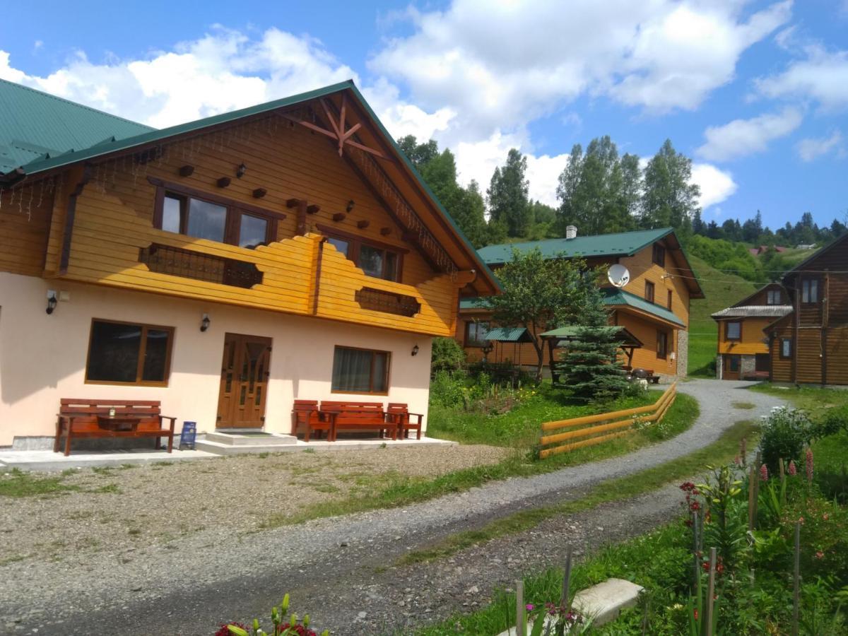 Приватна Садиба "Гереджука" Worochta Exterior foto